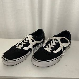 Vans Old Skool Shoe